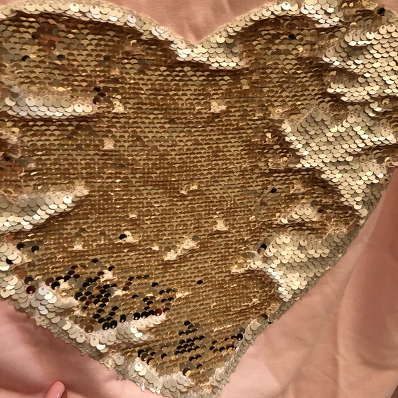 New Pink sweatshirt with sequin heart sz small - Picture 4 of 5